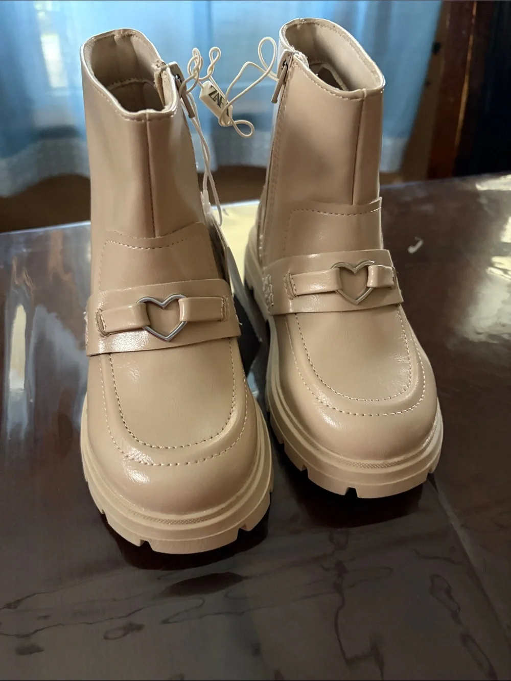 Zara chic cream